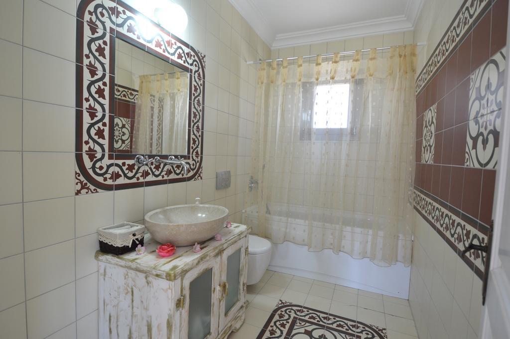 Bianca Suite & Home Psinthos Bilik gambar