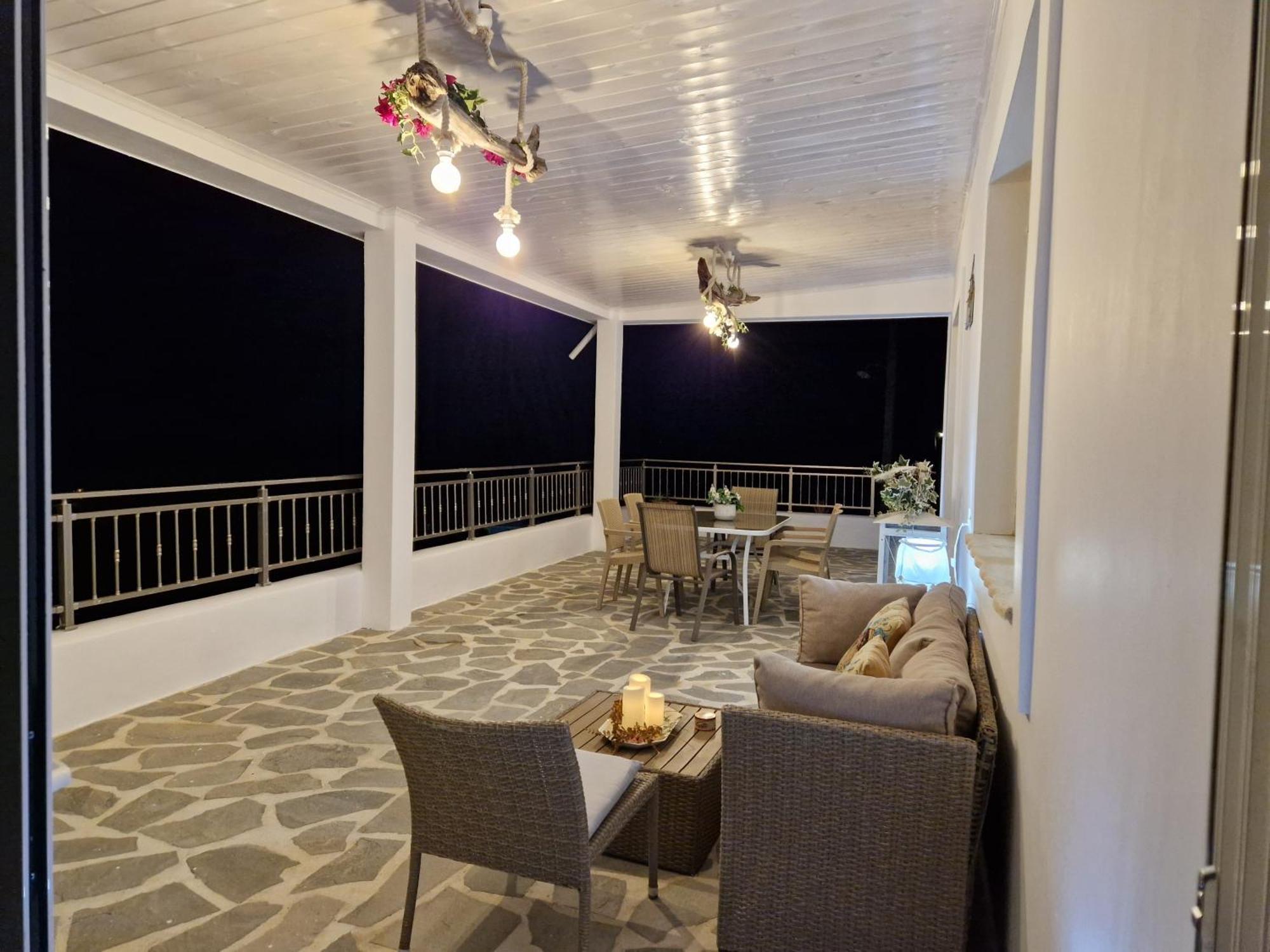 Bianca Suite & Home Psinthos Bilik gambar