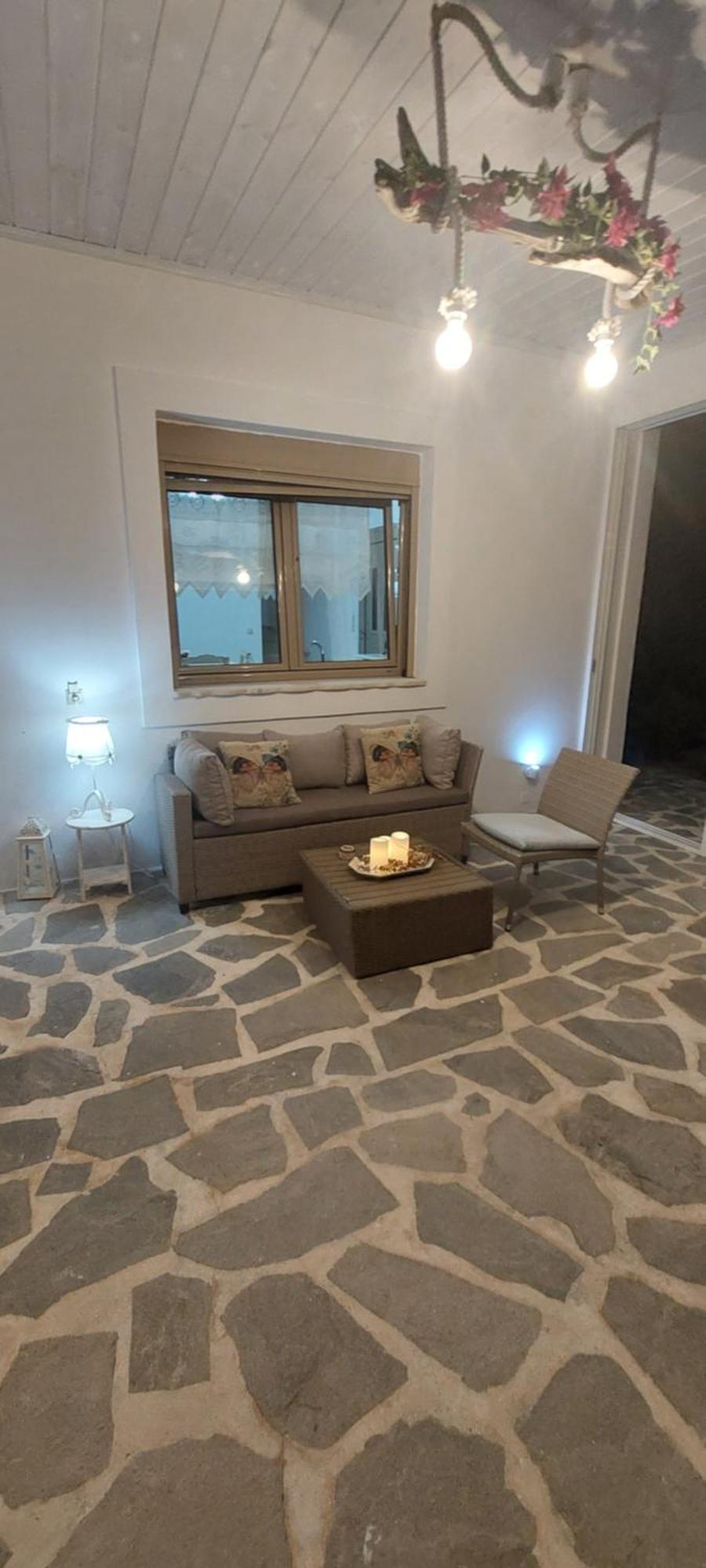 Bianca Suite & Home Psinthos Bilik gambar